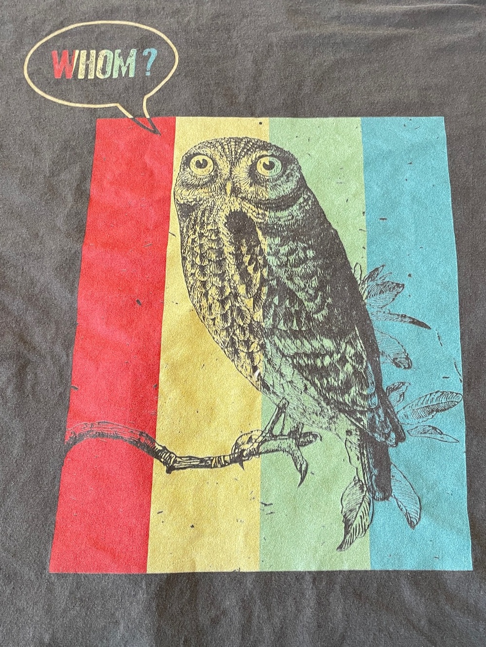 Port and Company Gray Tee with Multicolor Owl Graphic saying “Whom” XL